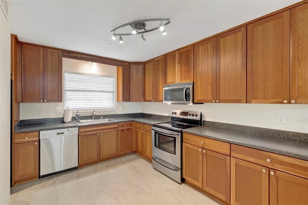 2700 BAYSHORE BOULEVARD # 512, DUNEDIN, FL 34698 — zdjęcie 4