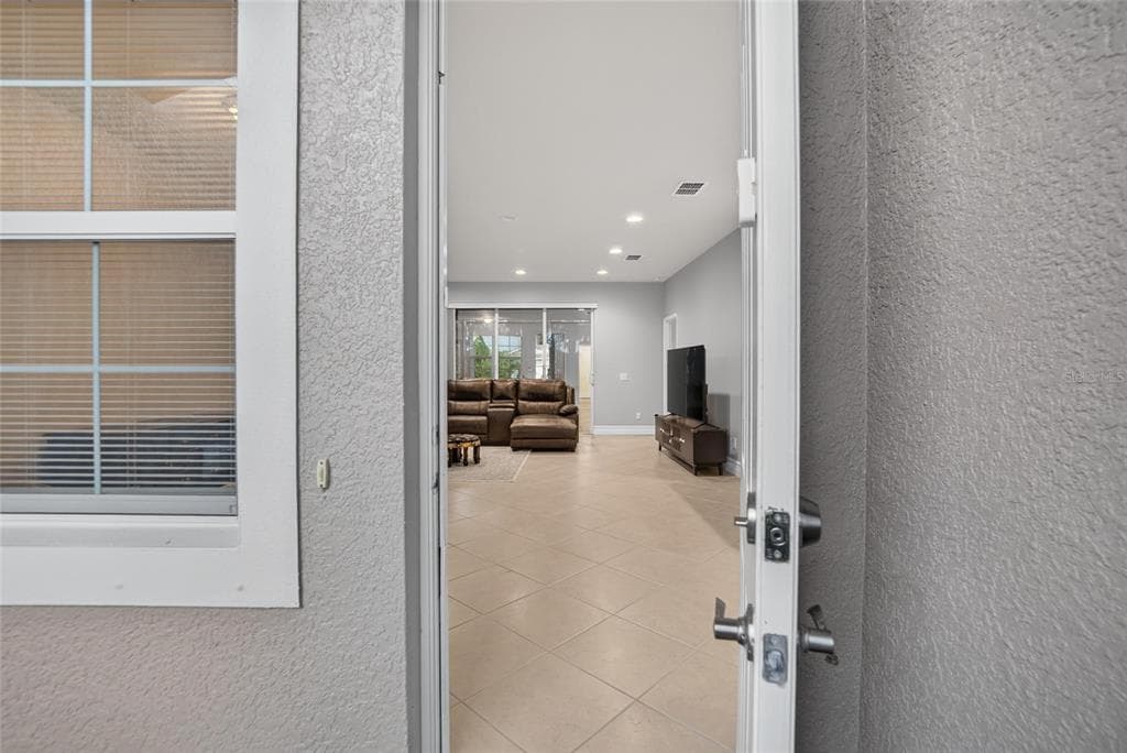 16216 AMETHYST KEY DRIVE, WIMAUMA, FL 33598 — zdjęcie 4