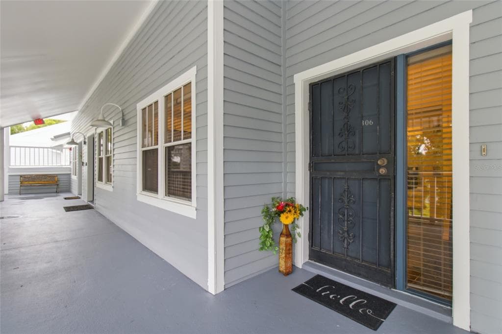 2599 DOLLY BAY DRIVE # 306, PALM HARBOR, FL 34684 — zdjęcie 2