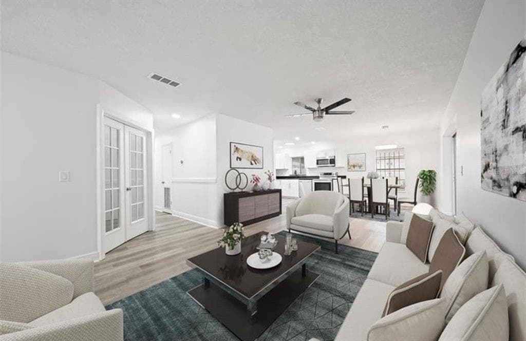 7013 SALINAS COURT, TAMPA, FL 33634