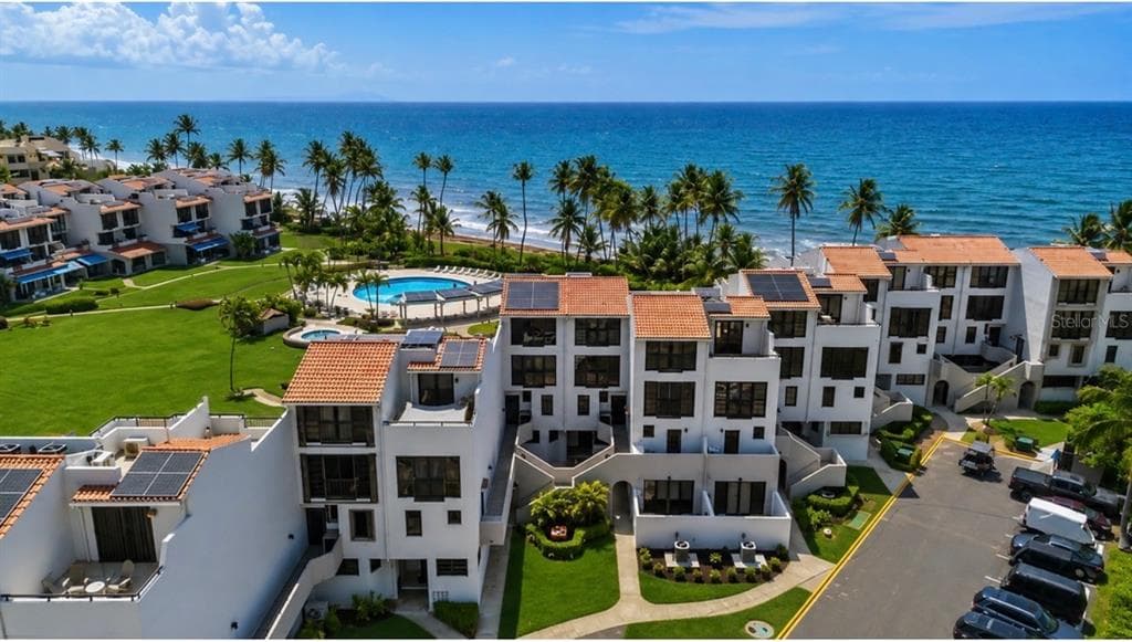 180 CANDELERO RD # 19, HUMACAO, PR 00791