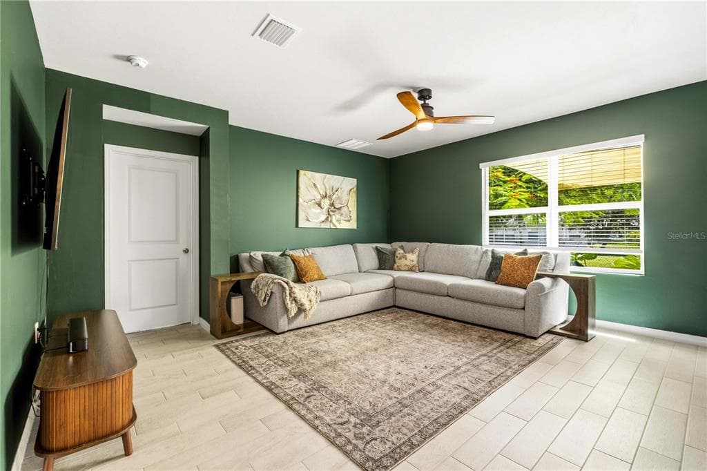 25479 ORESTO COURT, PUNTA GORDA, FL 33955 — zdjęcie 5