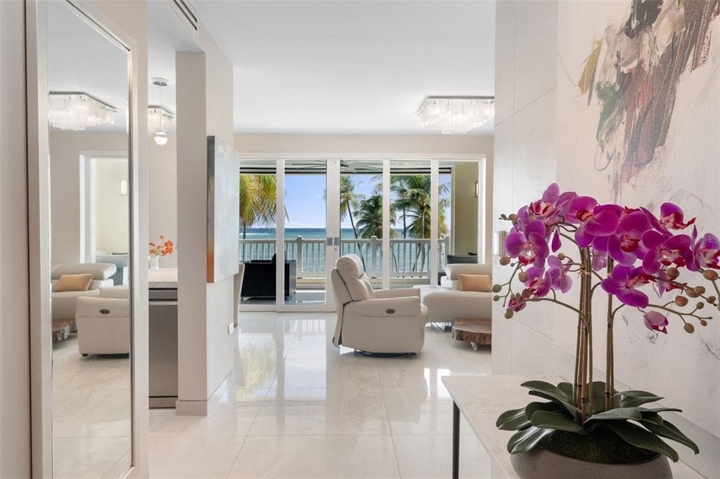 400 OCEAN DRIVE # 423, HUMACAO, PR 00791
