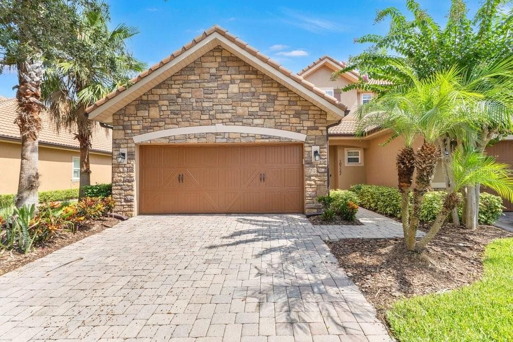 10722 BELFRY CIRCLE, ORLANDO, FL 32832