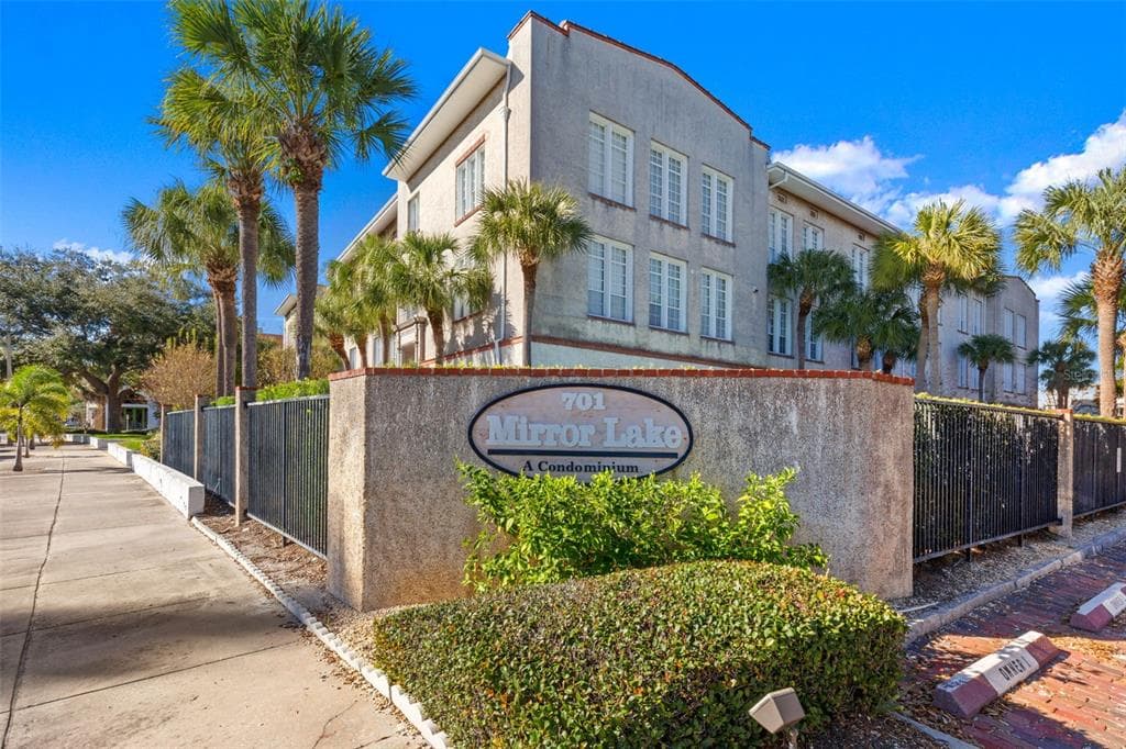 701 MIRROR LAKE DRIVE N # 201, ST PETERSBURG, FL 33701 — zdjęcie 4