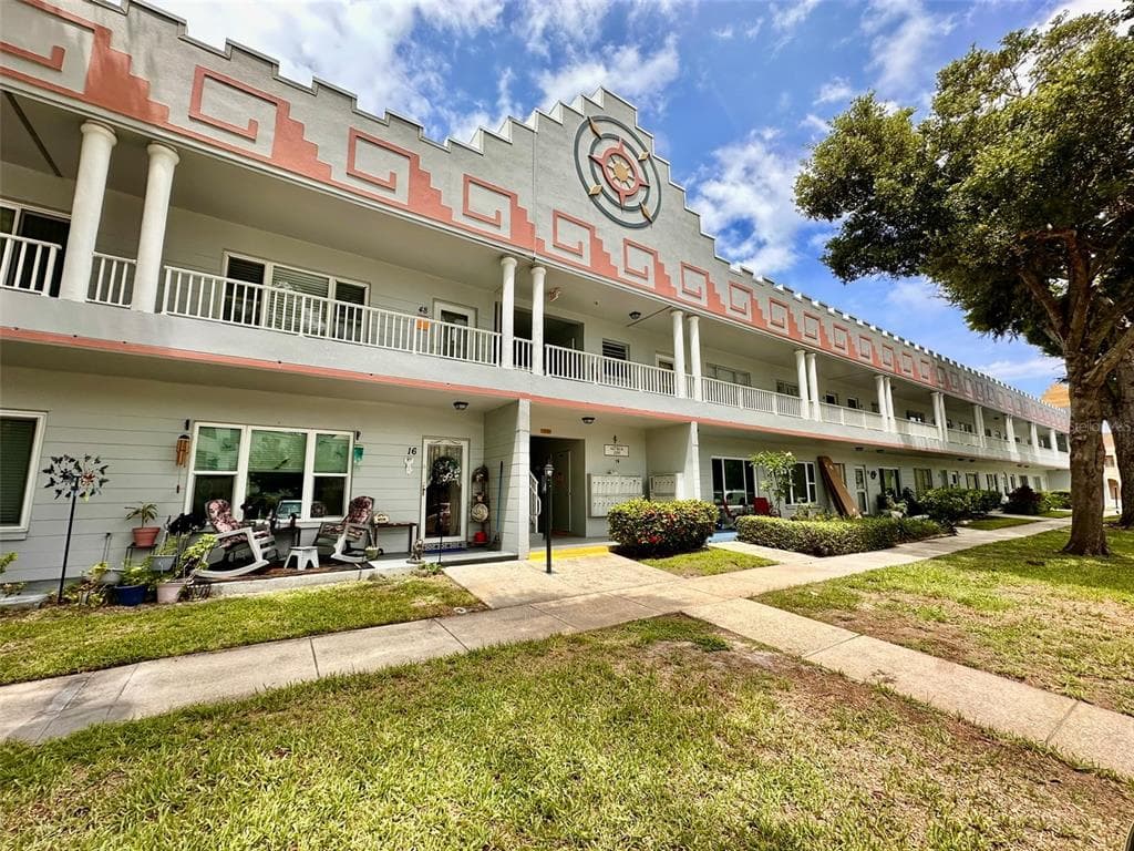 2100 WORLD PARKWAY BOULEVARD # 50, CLEARWATER, FL 33763