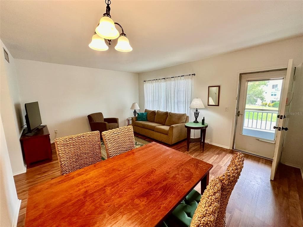 2100 WORLD PARKWAY BOULEVARD # 50, CLEARWATER, FL 33763 — zdjęcie 4