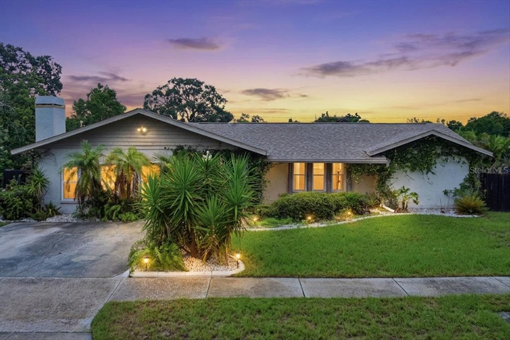 1221 E LIME STREET, TARPON SPRINGS, FL 34689 — zdjęcie 2