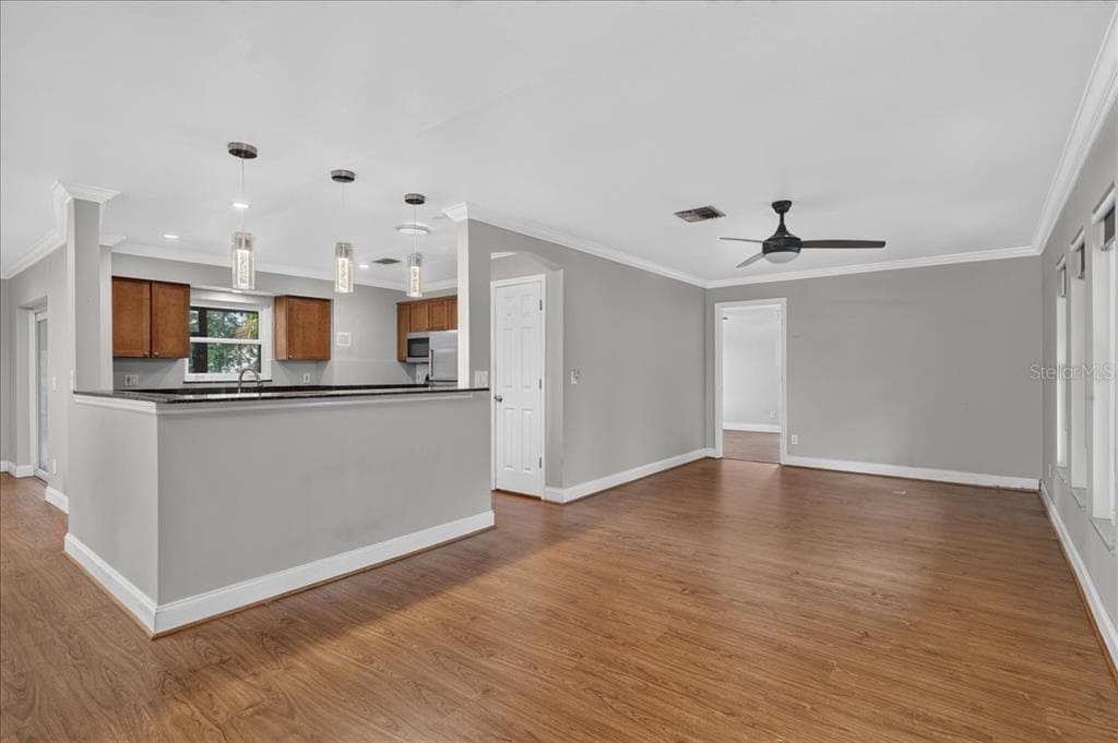 1221 E LIME STREET, TARPON SPRINGS, FL 34689 — zdjęcie 5