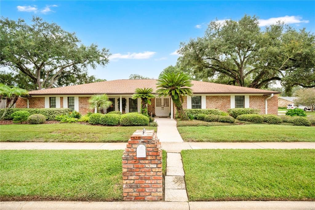 231 WHITE OAK CIRCLE, MAITLAND, FL 32751