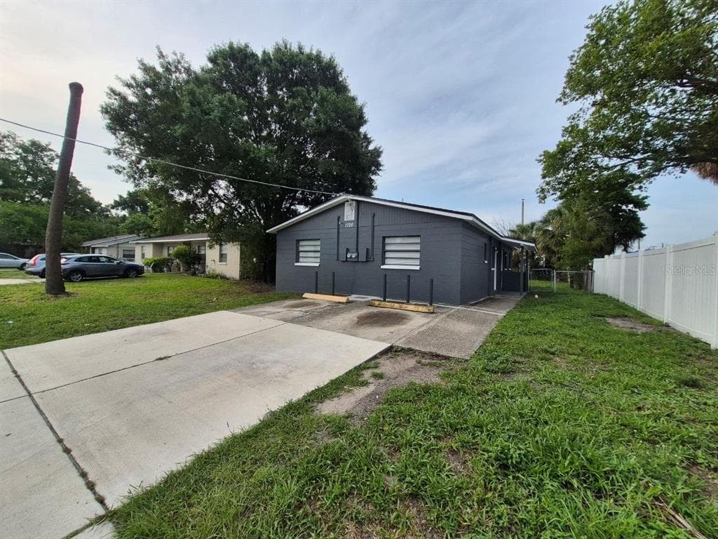 1726 W CHESTNUT STREET # B, TAMPA, FL 33607 — zdjęcie 2