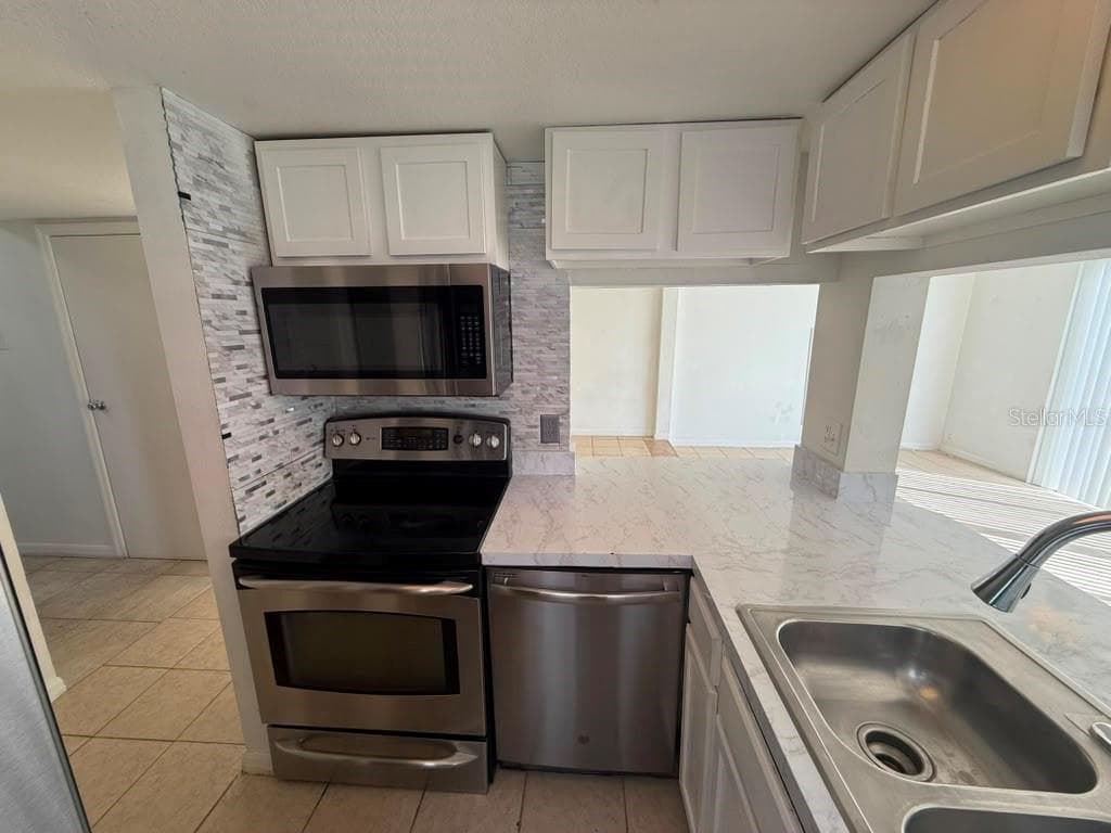 833 CARIBBEAN DRIVE # A, DAVENPORT, FL 33897 — zdjęcie 4