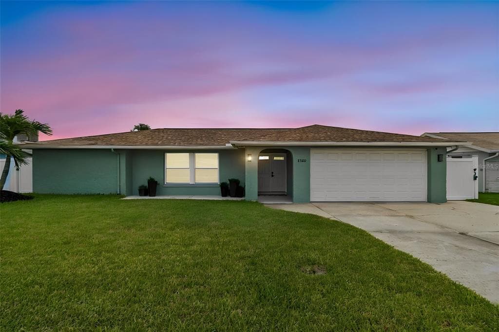 1166 CHANCELLOR DRIVE, HOLIDAY, FL 34690