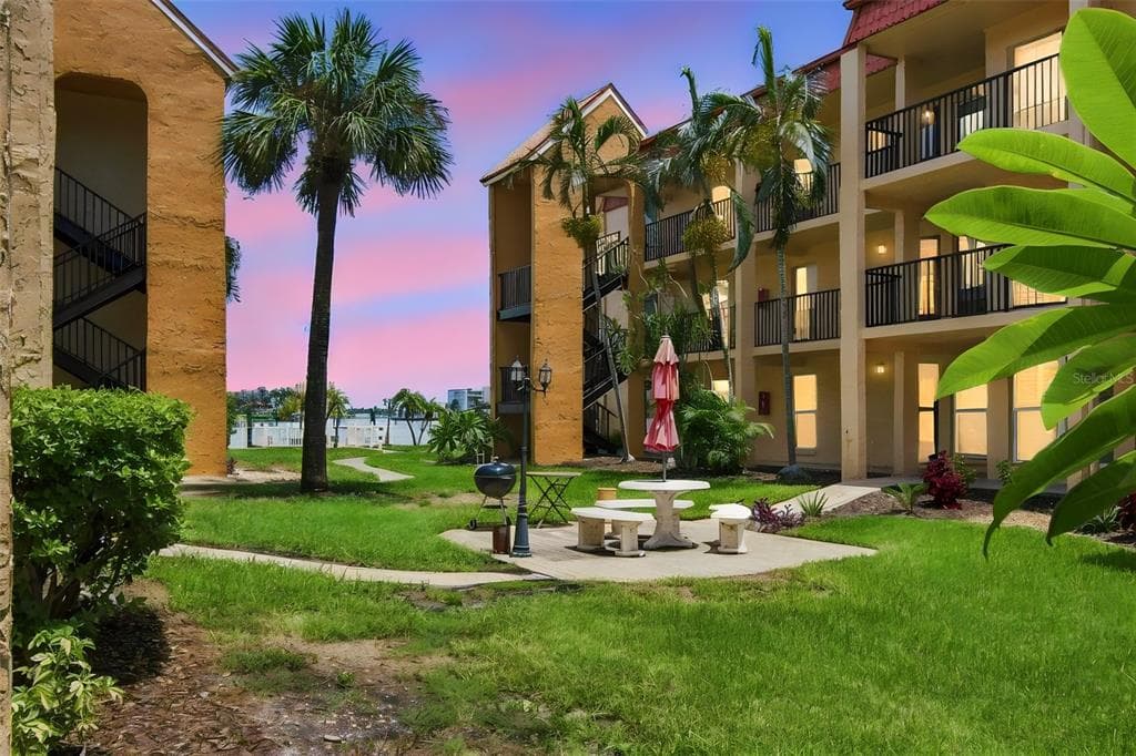 8931 BLIND PASS ROAD # 157, ST PETE BEACH, FL 33706 — zdjęcie 2