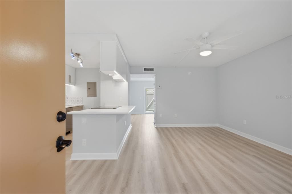 8931 BLIND PASS ROAD # 157, ST PETE BEACH, FL 33706 — zdjęcie 4