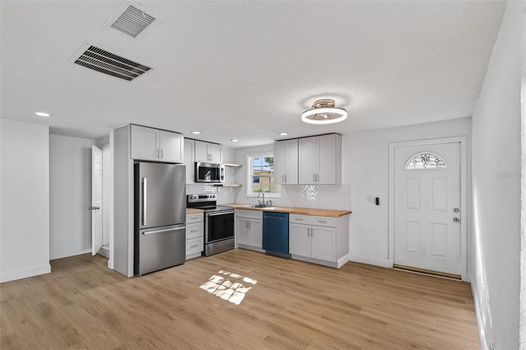 4545 12TH AVENUE S, ST PETERSBURG, FL 33711 — zdjęcie 5
