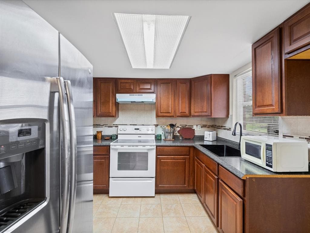 1023 VIKING DRIVE, HOLIDAY, FL 34691 — zdjęcie 3