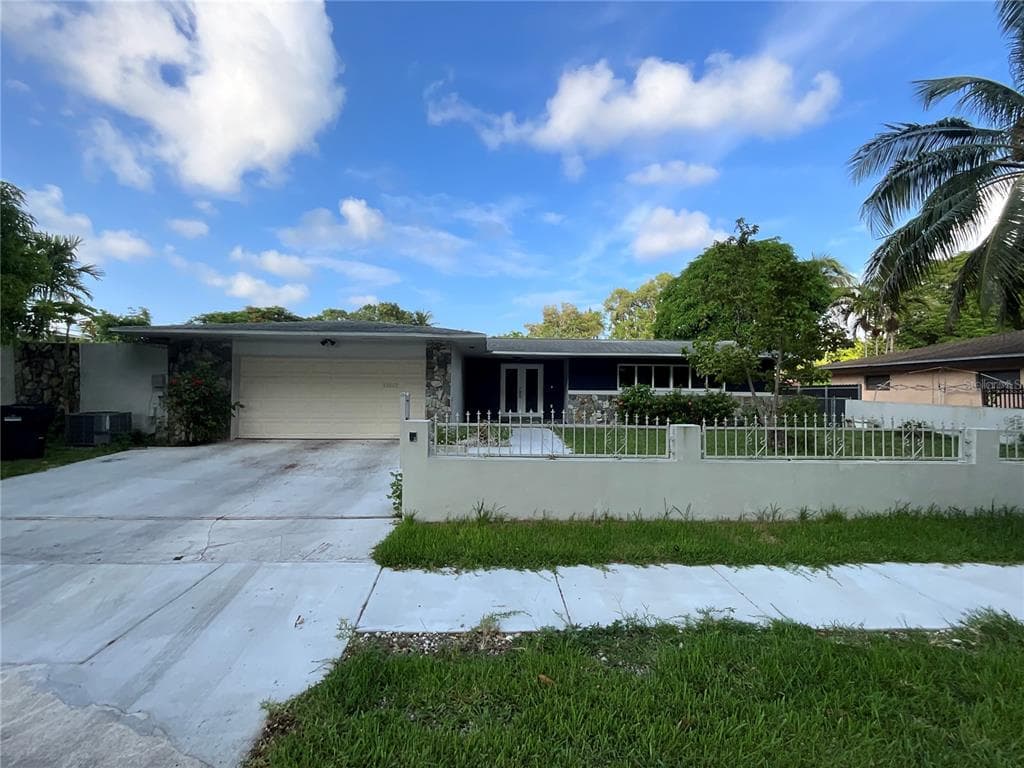 12325 NE 2ND COURT, NORTH MIAMI, FL 33161 — zdjęcie 2