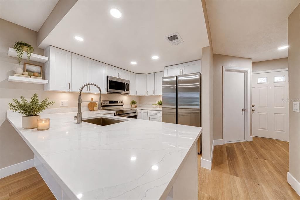 5210 LAZY OAKS DRIVE # 5210, WINTER PARK, FL 32792 — zdjęcie 5