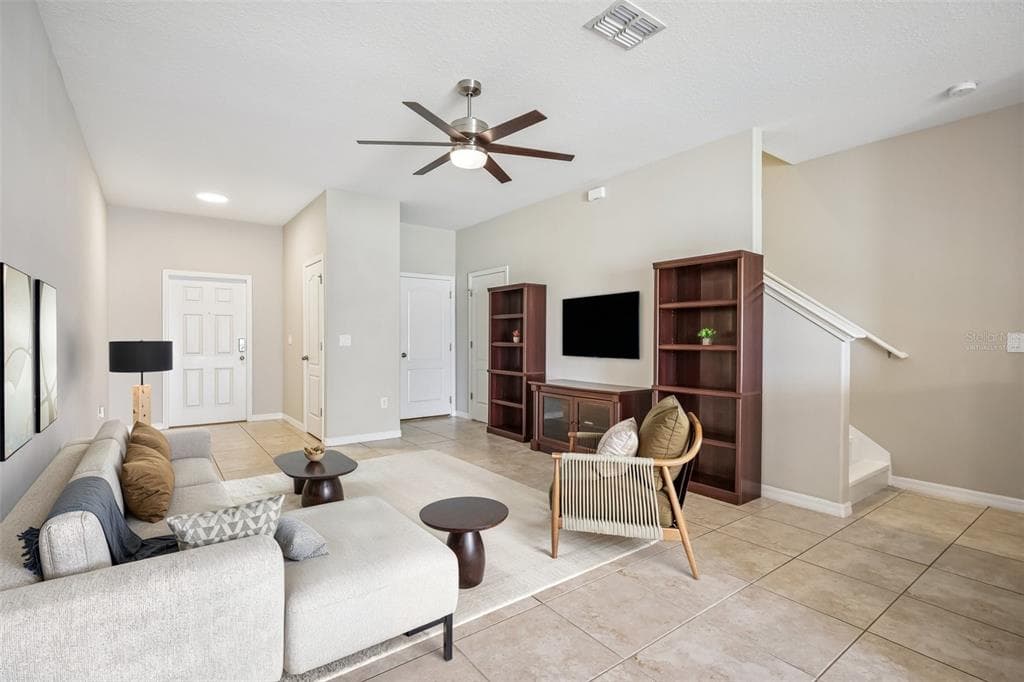 2246 GOLDEN FALCON DRIVE, RUSKIN, FL 33570 — zdjęcie 4