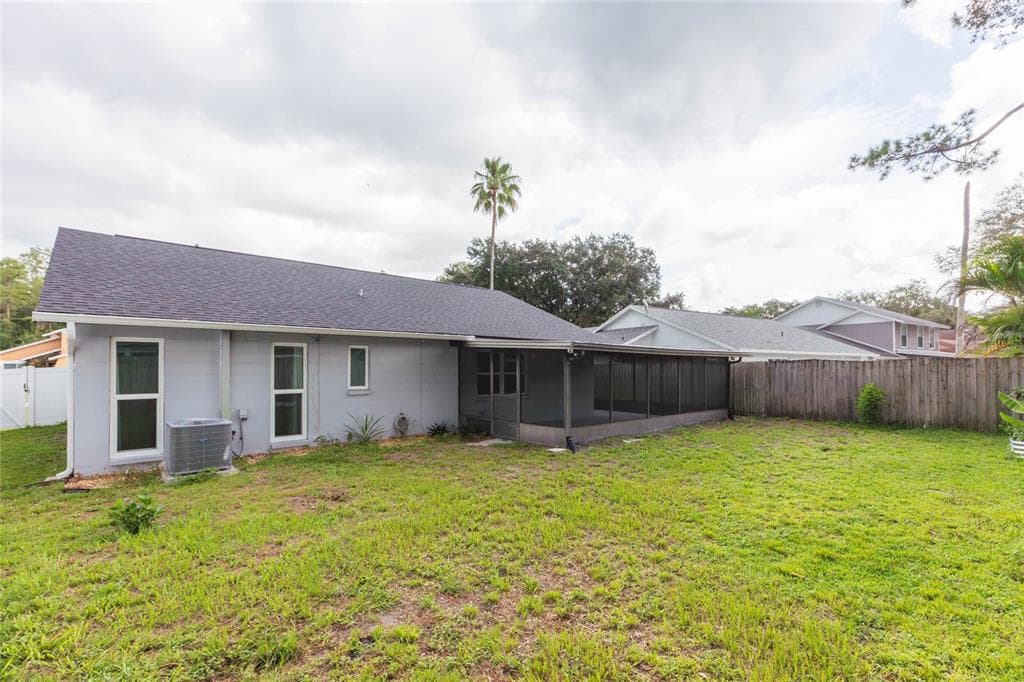 2705 LAKEVILLE DRIVE, TAMPA, FL 33618 — zdjęcie 3