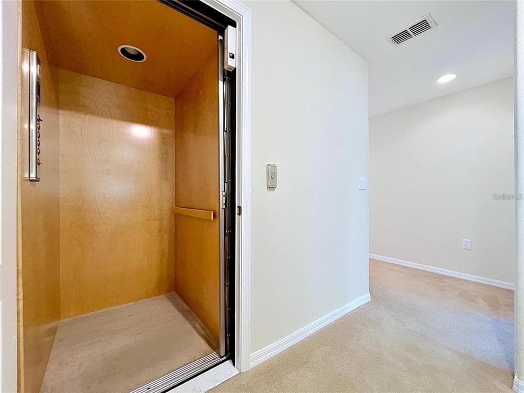 10144 ARBOR RUN DRIVE # 31, TAMPA, FL 33647 — zdjęcie 2