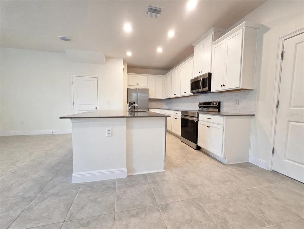 3890 KNOTTY PINE STREET, ST CLOUD, FL 34772 — zdjęcie 3