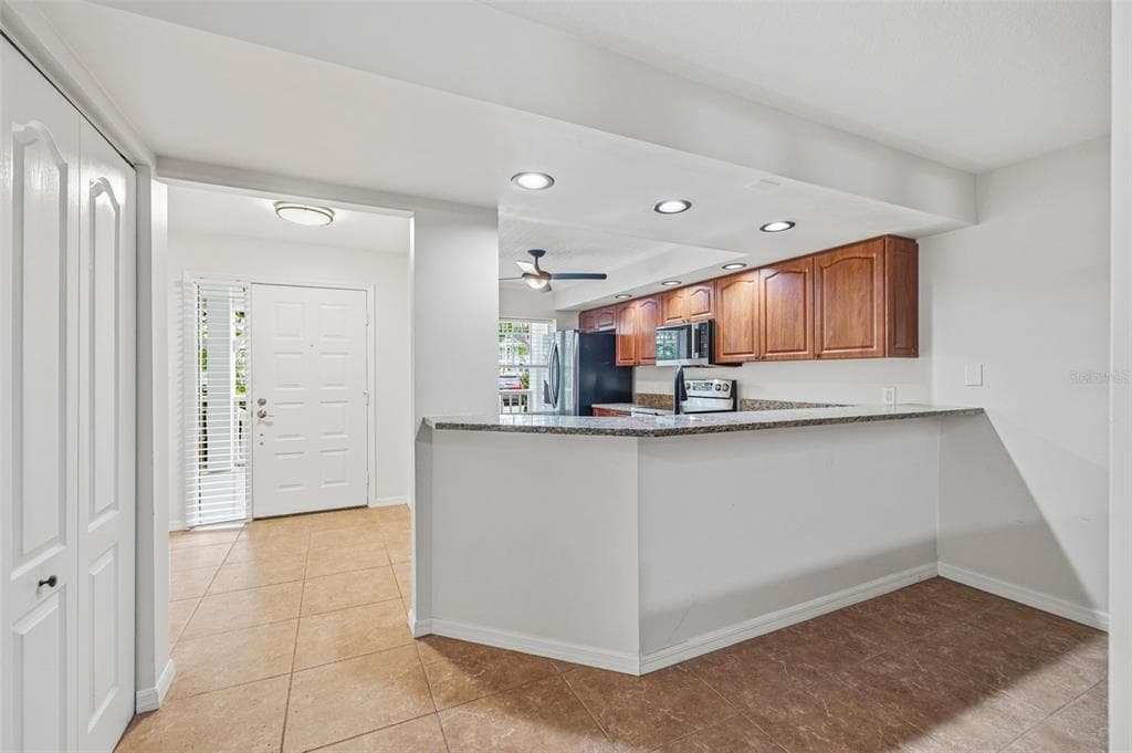 2533 DOLLY BAY DRIVE # 105, PALM HARBOR, FL 34684 — zdjęcie 5