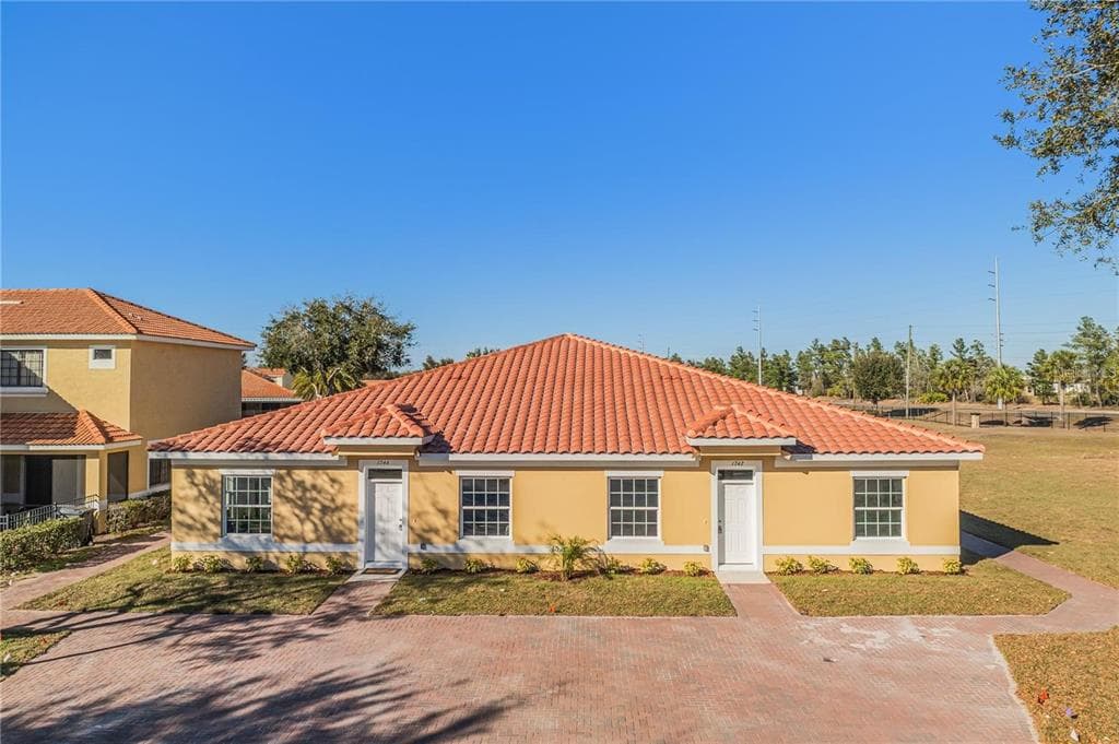 1805 CORIANDER DRIVE # 1805, POINCIANA, FL 34759