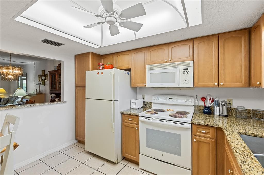 942 CAPRI ISLES BOULEVARD # 105, VENICE, FL 34292 — zdjęcie 5
