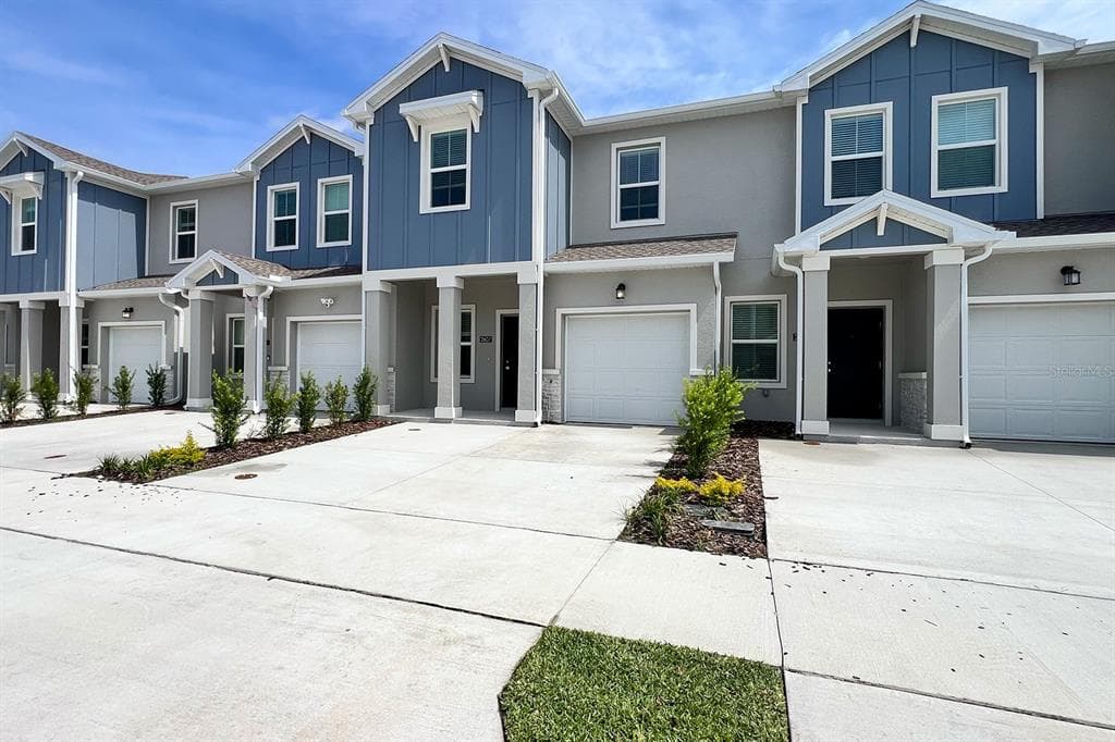 2607 SKYLINE LOOP, KISSIMMEE, FL 34758
