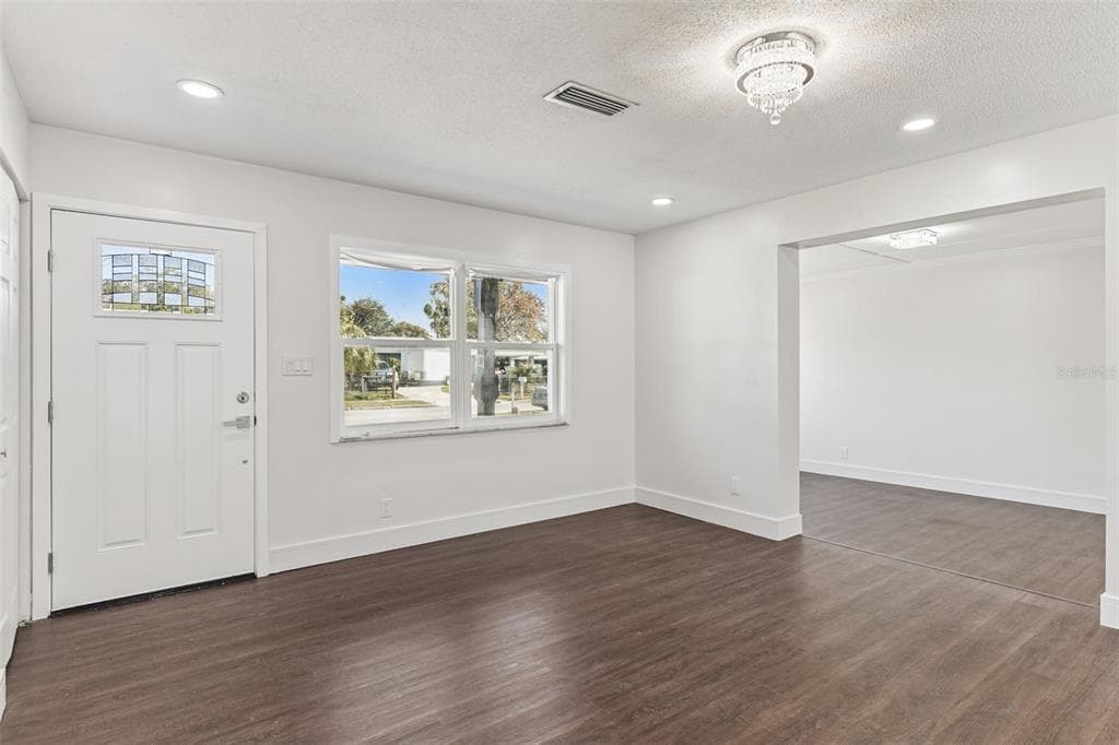 1070 N LIBBY COURT, DAYTONA BEACH, FL 32117 — zdjęcie 3