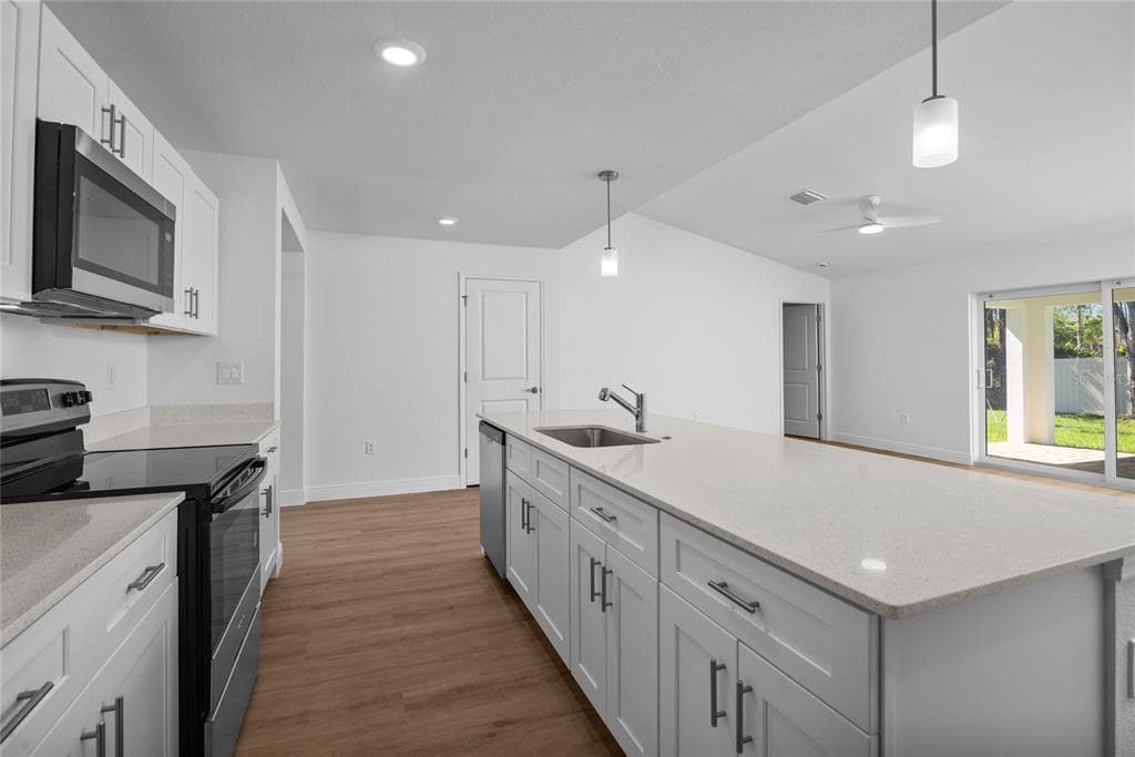 23377 AVACADO AVENUE, PORT CHARLOTTE, FL 33980 — zdjęcie 4