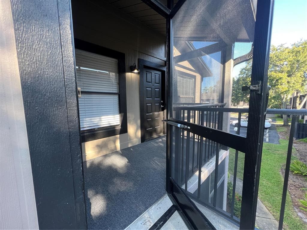 4025 ANGEL OAK COURT # 203, TAMPA, FL 33613 — zdjęcie 4