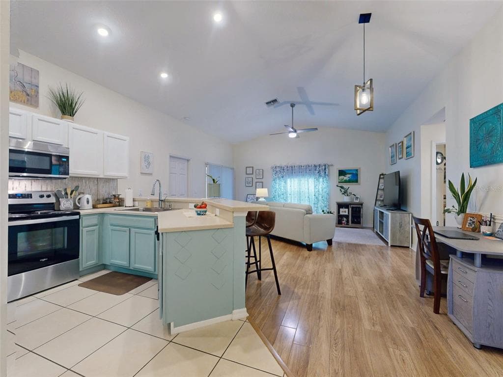242 PINE BLUFF AVENUE # 242, DELAND, FL 32724 — zdjęcie 4