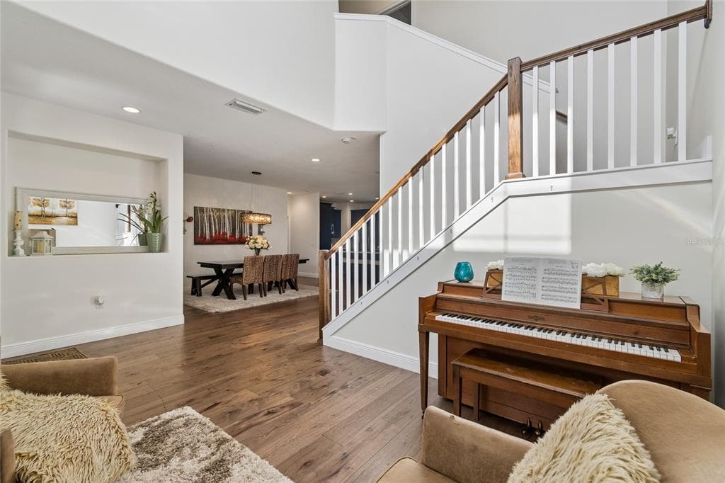 110 S BEVERLY AVENUE, TAMPA, FL 33609 — zdjęcie 4