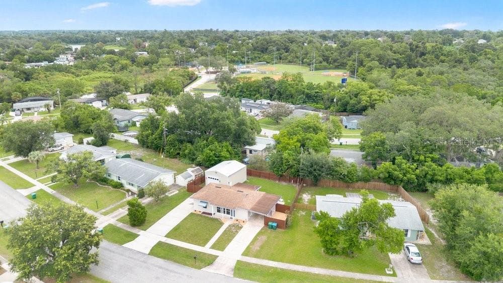 1109 COBBLESTONE AVENUE, DELTONA, FL 32725 — zdjęcie 3
