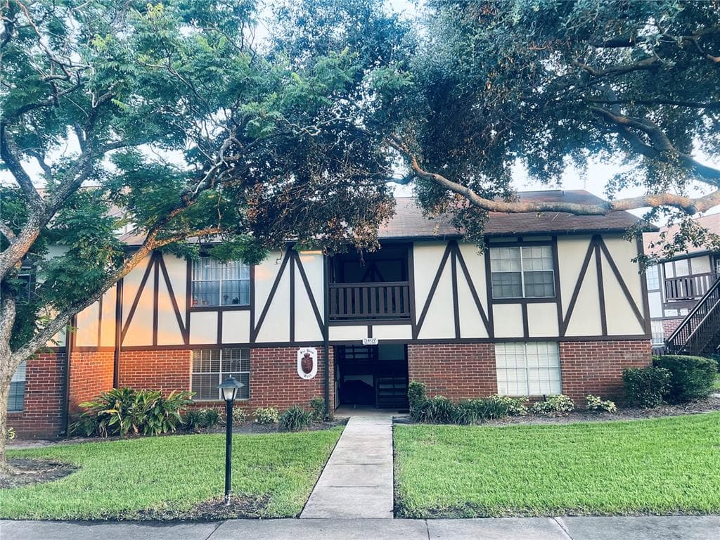 5467 HANSEL AVENUE # H15, ORLANDO, FL 32809