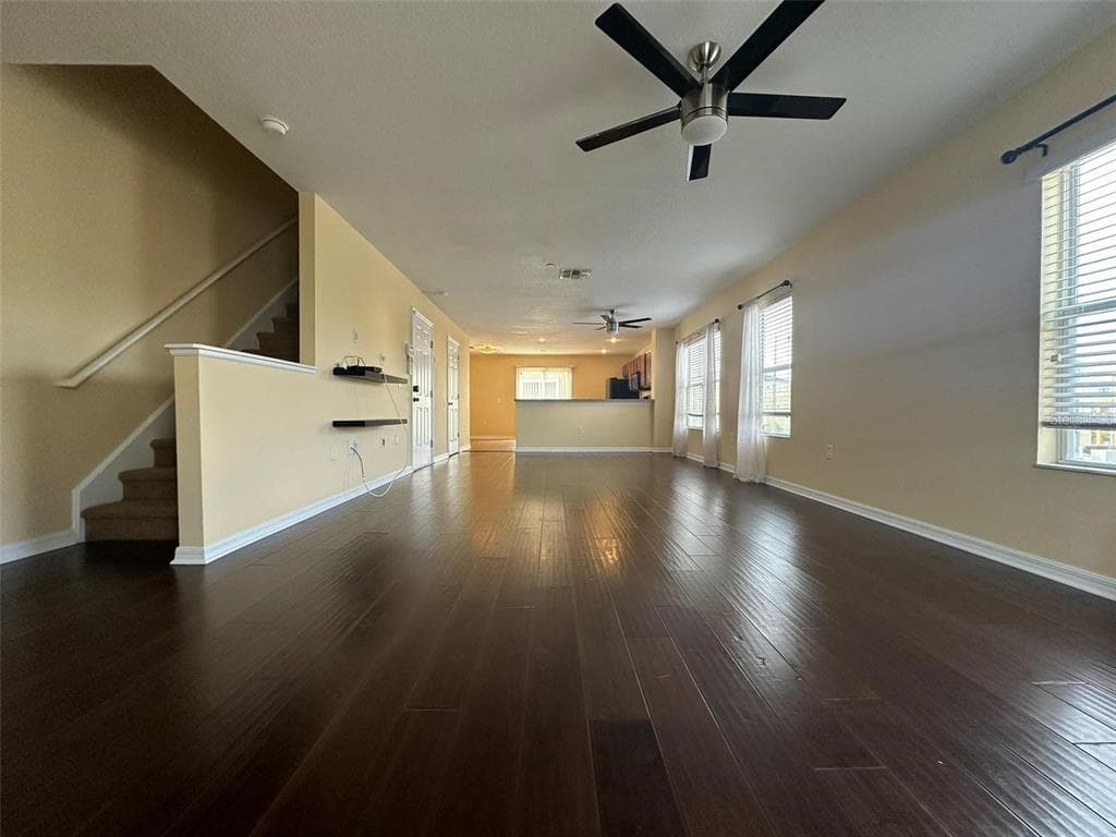 4405 TUSCAN LOON DRIVE, TAMPA, FL 33619 — zdjęcie 4