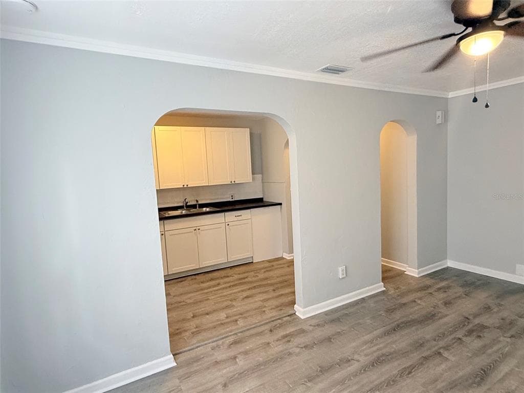 776 27TH AVENUE N, ST PETERSBURG, FL 33704 — zdjęcie 5
