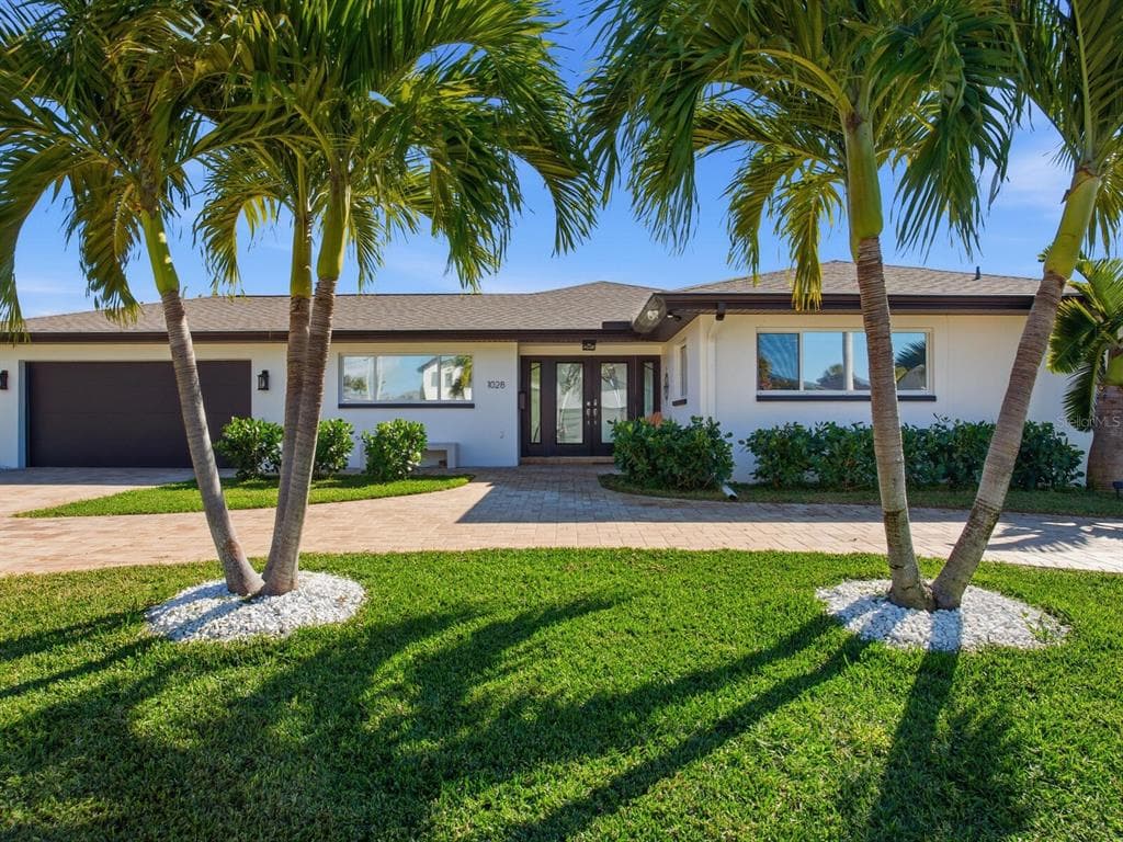 1028 79TH STREET S, ST PETERSBURG, FL 33707 — zdjęcie 2