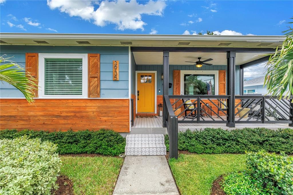 3935 BURLINGTON AVENUE N, ST PETERSBURG, FL 33713