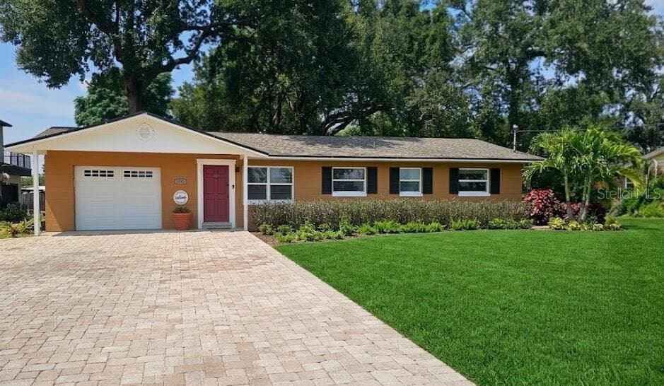 1903 SIMONTON AVENUE, ORLANDO, FL 32806