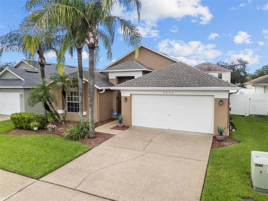 4940 HIDDEN HILLS LANE, WESLEY CHAPEL, FL 33545 — zdjęcie 2