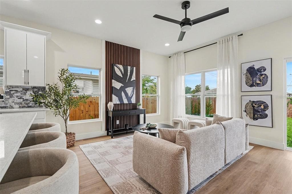 3601 N 52ND STREET, TAMPA, FL 33619 — zdjęcie 3