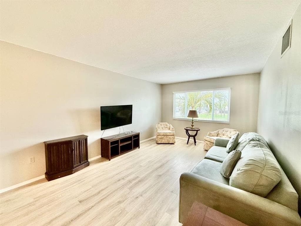 3575 GULF BOULEVARD # 202, ST PETERSBURG, FL 33706 — zdjęcie 5