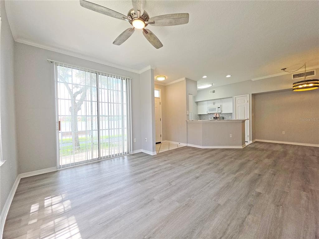 9018 LAKE CHASE ISLAND WAY # 9018, TAMPA, FL 33626 — zdjęcie 4