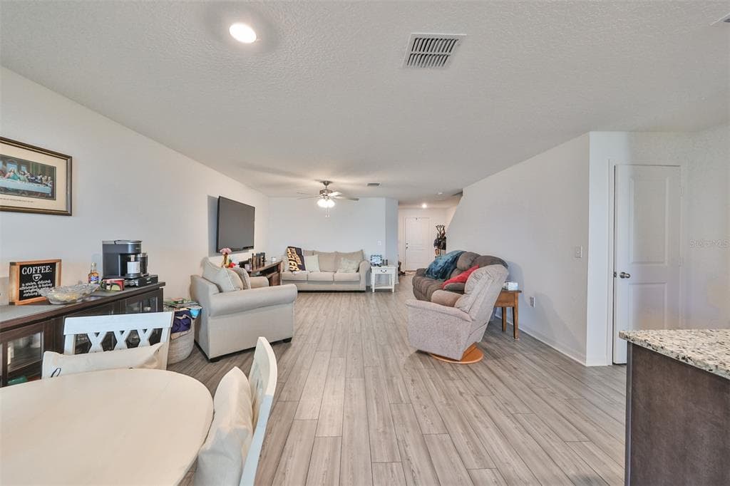 5311 NEW FRIENDSHIP PLACE, TAMPA, FL 33619 — zdjęcie 5
