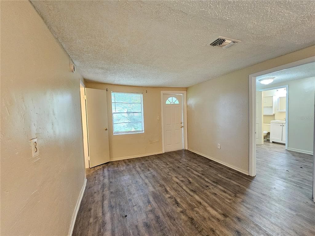 1504 E 99TH AVENUE # B, TAMPA, FL 33612 — zdjęcie 2