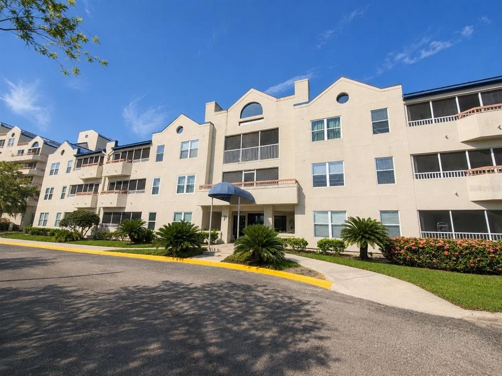 2323 FEATHER SOUND DRIVE # 205, CLEARWATER, FL 33762 — zdjęcie 2